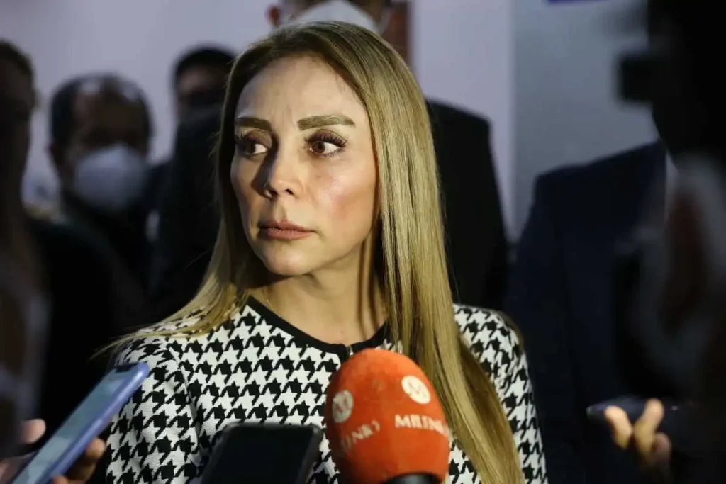 Consecuencias Legales para la Ex Tesorera de Hidalgo: Un Análisis de la Inhabilitación