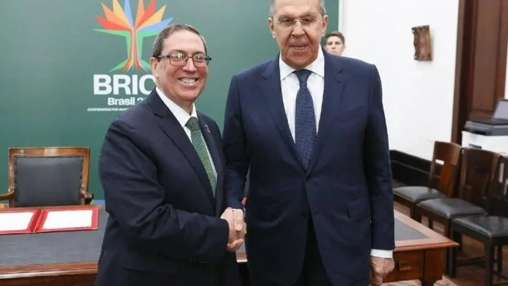 Cuba y Rusia: Un Vínculo de Solidaridad Frente a la Presión Económica de EE.UU.