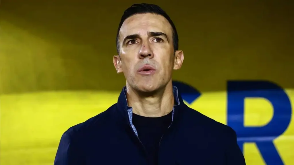 La Controversia de Vicente Sánchez y el Debut Amargo de Cruz Azul en el Clausura 2026