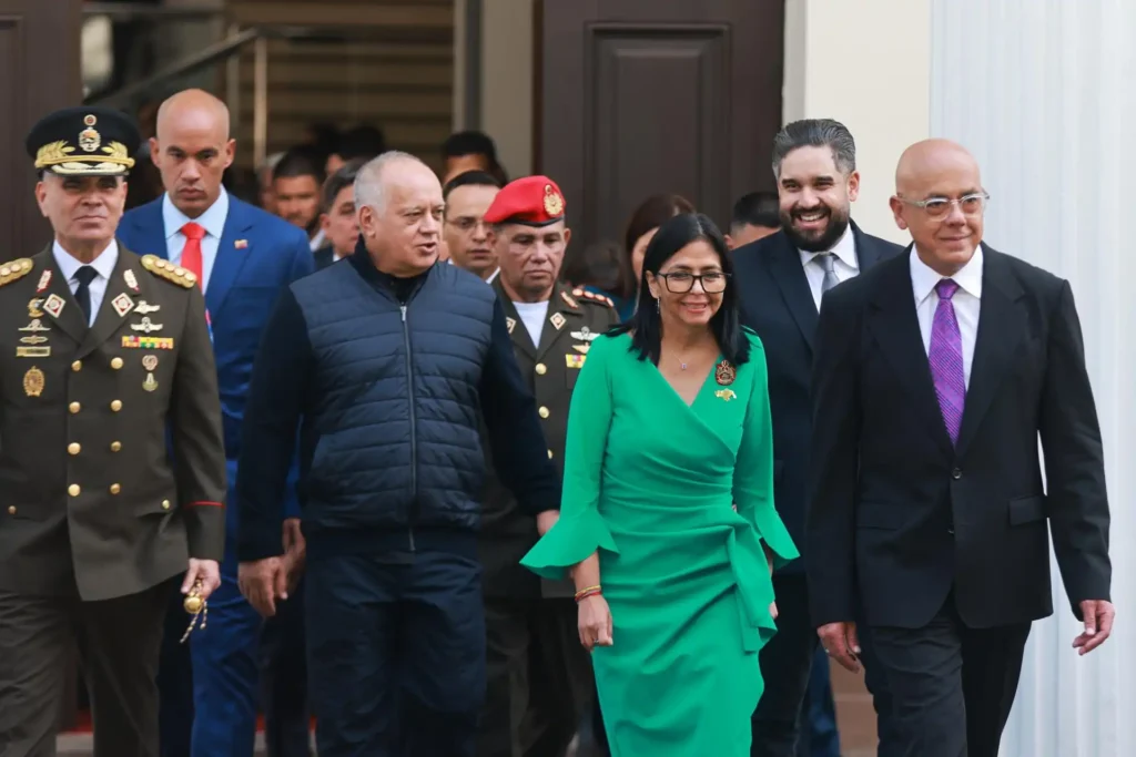 La Crisis Política en Venezuela: Delcy Rodríguez y el Futuro del Gobierno de Maduro