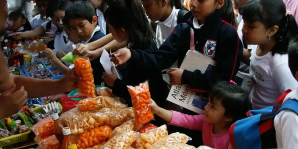 La Lucha Contra la Comida Chatarra en Escuelas: Un Compromiso por la Salud Infantil